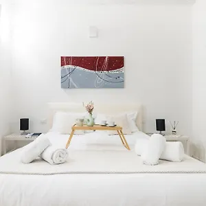 https://amazing-new-fully-furnished-studio-in-duomo.italymilanhotels.net