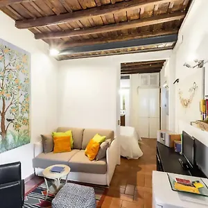 https://vivi-trastevere-lappartamento.it-romehotels.com